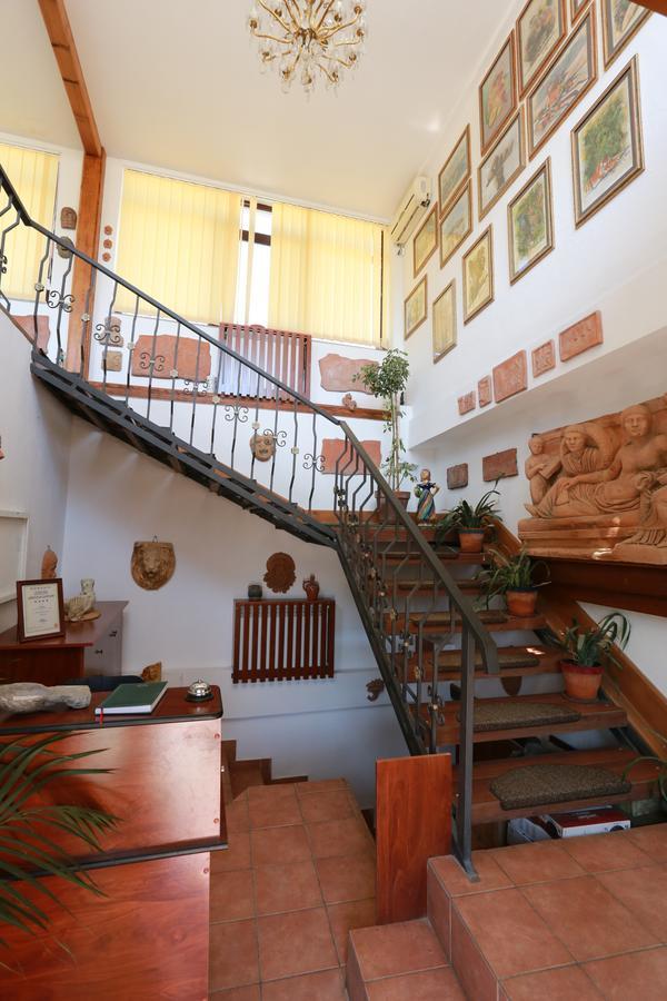 Villa Giulia Islaz Exteriör bild